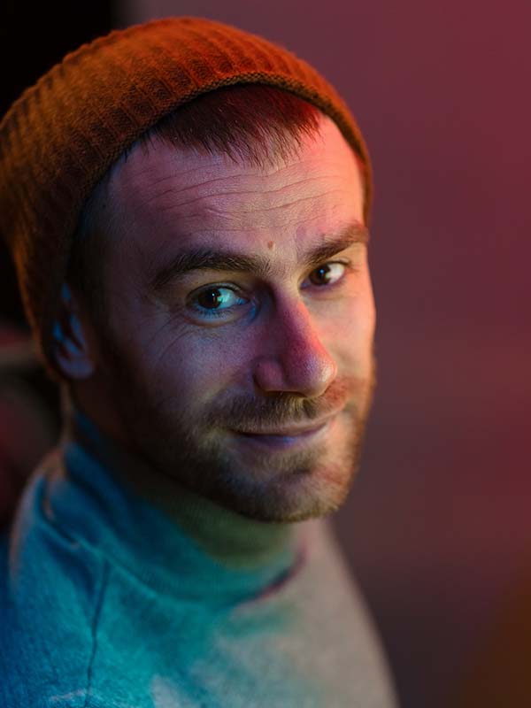 image-2-portrait-of-an-caucasian-hipster-man-blue-and-red-2026-01-05-06-28-42-utc.jpg